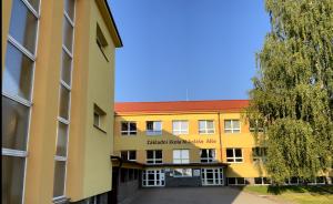 Základní škola M.Alše Mirotice, okres Písek